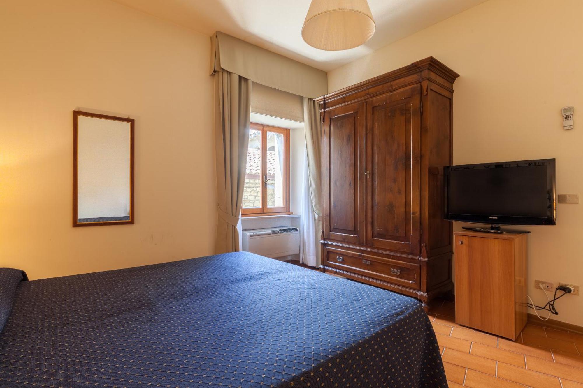 Hotel Titano Сан Марино Екстериор снимка