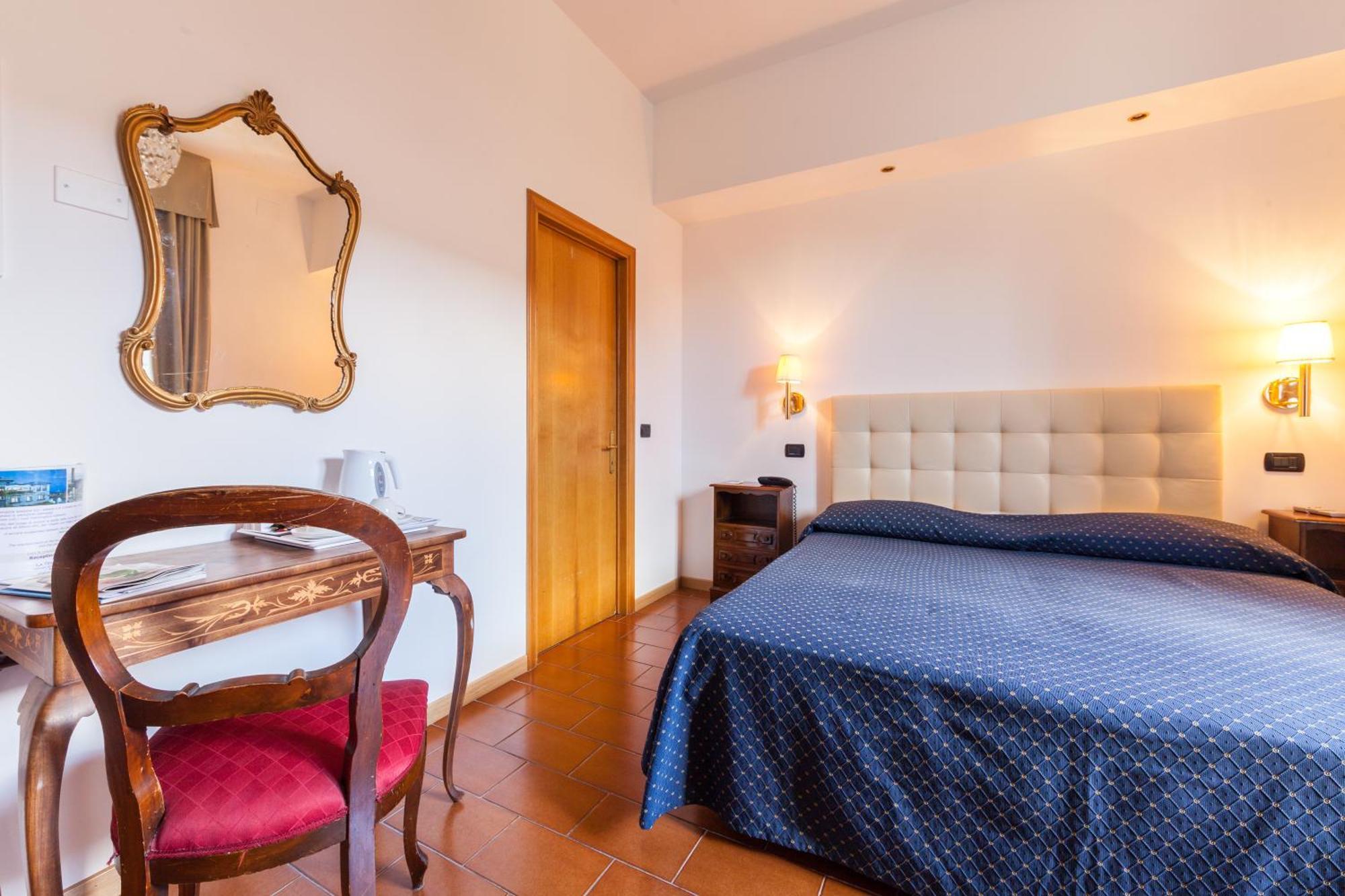 Hotel Titano Сан Марино Екстериор снимка