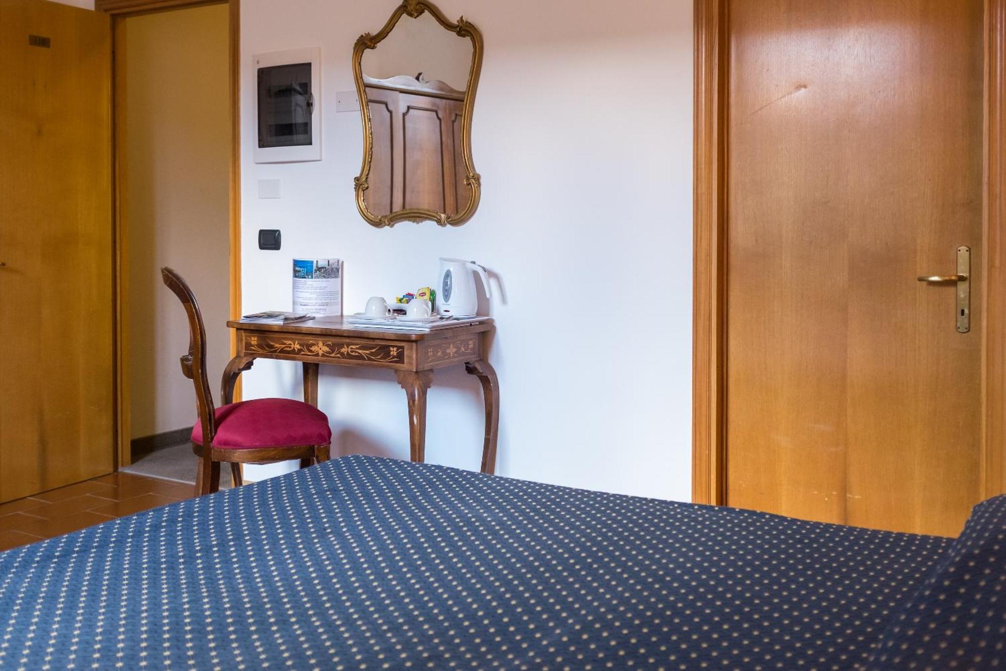 Hotel Titano Сан Марино Екстериор снимка